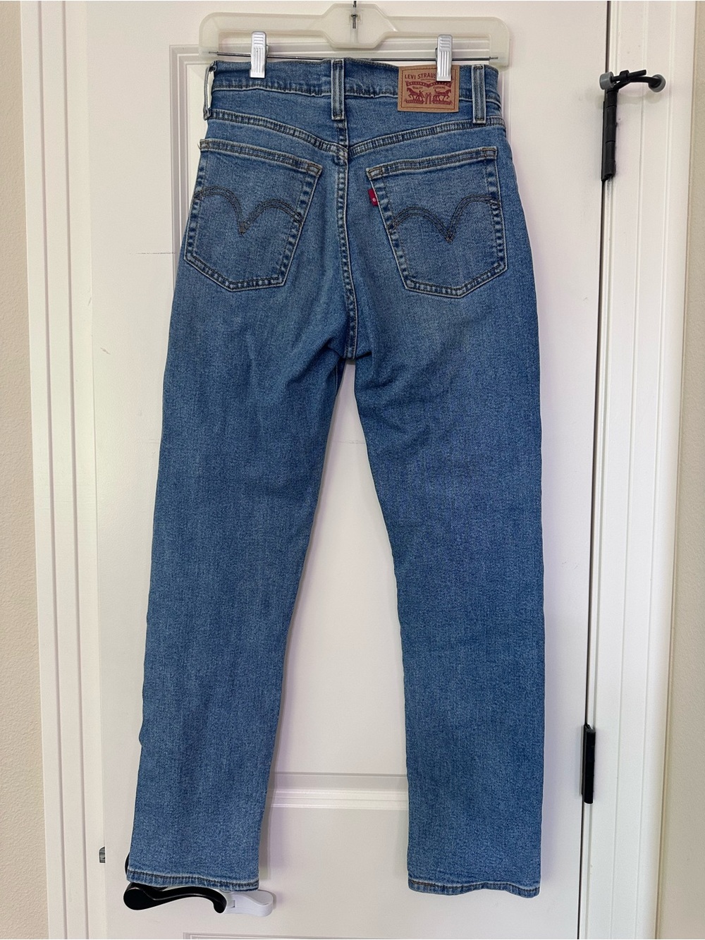 Levi's High-Rise Straight Jeans in Blue